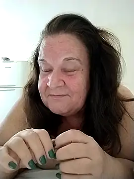 Snapshot of Yaya_Mineira chatting on November 13, 7:13 pm Yaya Mineira online show from November 13, 7:13 pm