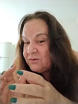 Snapshot of Yaya_Mineira chatting on November 15, 10:45 am Yaya Mineira online show from November 15, 10:45 am