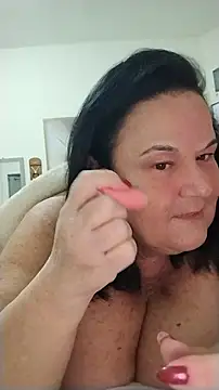 Snapshot of Yaya_Mineira chatting on July 21, 10:01 pm Yaya Mineira online show from July 21, 10:01 pm