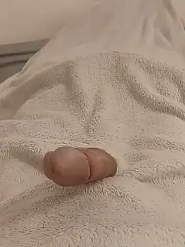 Koudy1 online show from December 4, 4:27 pm