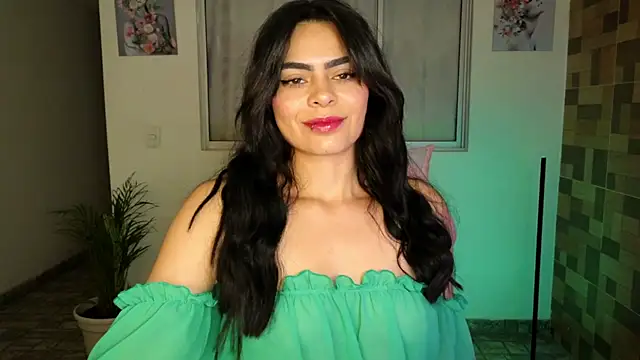 Snapshot of sexyladyy_ chatting on January 31, 2:39 pm sexyladyy online show from January 31, 2:39 pm