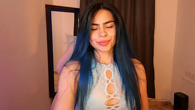 Snapshot of sexyladyy_ chatting on October 8, 11:13 pm sexyladyy online show from October 8, 11:13 pm