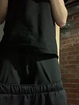 Snapshot of KcCumz19 chatting on December 20, 9:55 pm KcCumz19 online show from December 20, 9:55 pm