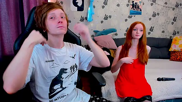 Snapshot of lakmsrrrmrrr chatting on February 20, 10:37 am lakmsrrrmrrr online show from February 20, 10:37 am