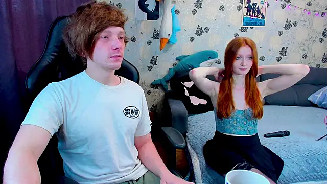 Snapshot of lakmsrrrmrrr chatting on March 8, 9:39 am lakmsrrrmrrr online show from March 8, 9:39 am