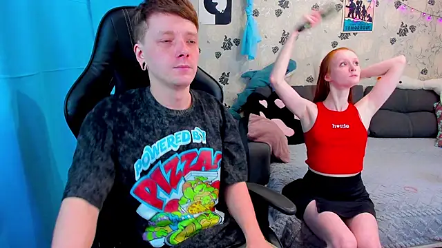 Snapshot of lakmsrrrmrrr chatting on March 19, 8:45 am lakmsrrrmrrr online show from March 19, 8:45 am