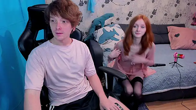 Snapshot of lakmsrrrmrrr chatting on October 14, 10:16 am lakmsrrrmrrr online show from October 14, 10:16 am