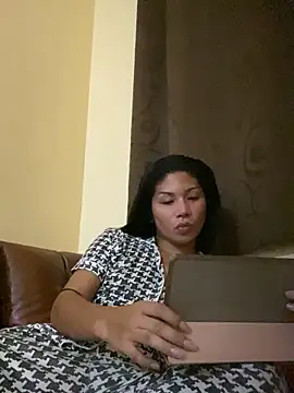 MaxxineMorenaTs online show from May 3, 8:26 pm