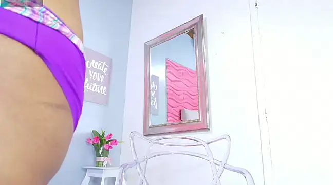 Snapshot of _Valeria_Brown chatting on January 11, 9:04 pm Valeria Brown online show from January 11, 9:04 pm