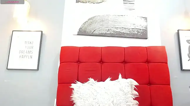 Snapshot of _Valeria_Brown chatting on March 8, 11:49 pm Valeria Brown online show from March 8, 11:49 pm