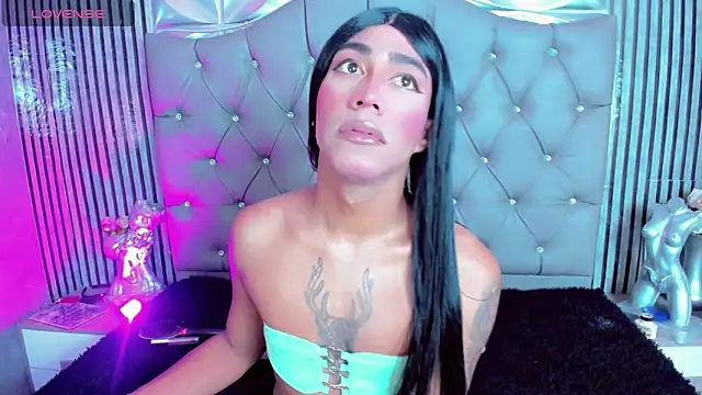 Snapshot of Lucia-sex chatting on July 1, 7:02 pm Lucia-sex online show from July 1, 7:02 pm