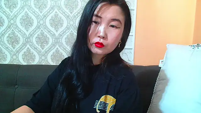 Snapshot of Bet_Lu chatting on February 4, 4:48 am Bet Lu online show from February 4, 4:48 am