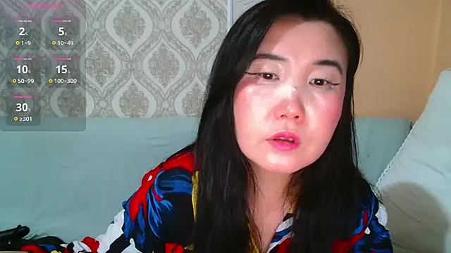 Snapshot of Bet_Lu chatting on February 20, 11:32 pm Bet Lu online show from February 20, 11:32 pm