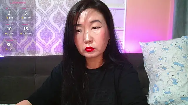 Snapshot of Bet_Lu chatting on February 28, 3:15 pm Bet Lu online show from February 28, 3:15 pm