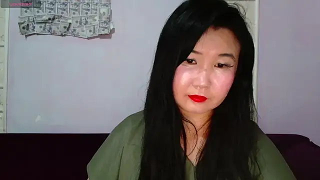 Snapshot of Bet_Lu chatting on April 7, 9:21 am Bet Lu online show from April 7, 9:21 am