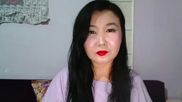 Snapshot of Bet_Lu chatting on April 9, 9:47 am Bet Lu online show from April 9, 9:47 am