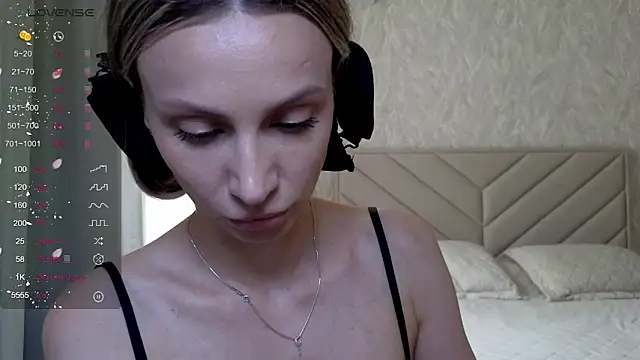 Alice Wonders online show from June 17, 7:00 am