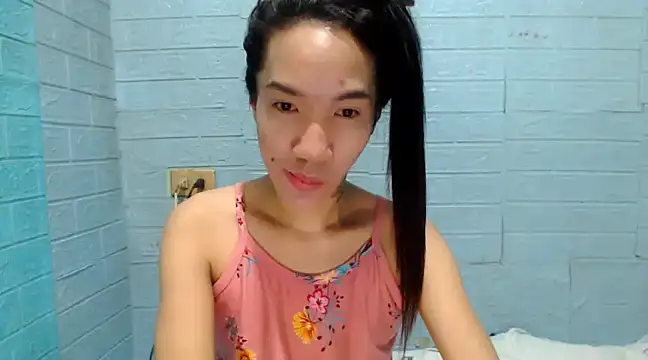 Snapshot of AsianNaughtiesMistress chatting on December 15, 10:15 pm AsianNaughtiesMistress online show from December 15, 10:15 pm