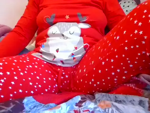 Snapshot of RealLittleRedRidingHood chatting on November 20, 1:22 pm RealLittleRedRidingHood online show from November 20, 1:22 pm