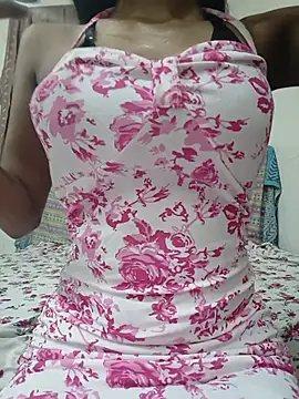 Snapshot of Manmohini123 chatting on August 5, 4:48 am Manmohini123 online show from August 5, 4:48 am