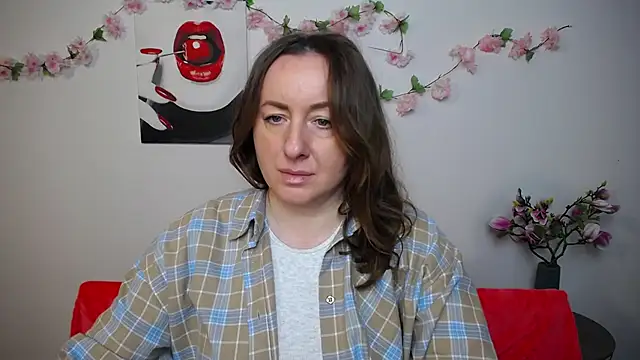 Snapshot of Abby_Taylorr chatting on November 9, 7:06 am Abby Taylorr online show from November 9, 7:06 am