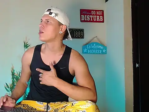 DavidNeill online show from December 22, 10:47 pm