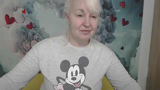 Snapshot of BlondyLeeBest chatting on February 2, 7:14 pm BlondyLeeBest online show from February 2, 7:14 pm