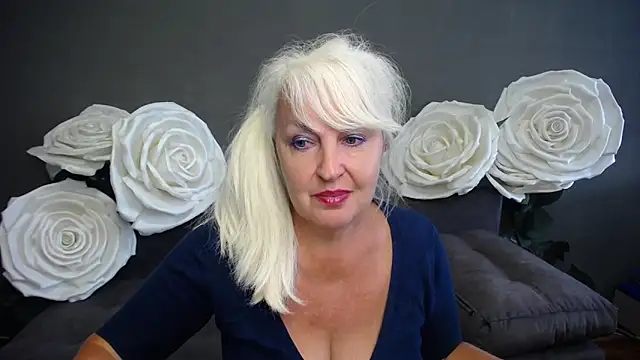 Snapshot of BlondyLeeBest chatting on September 16, 6:58 am BlondyLeeBest online show from September 16, 6:58 am