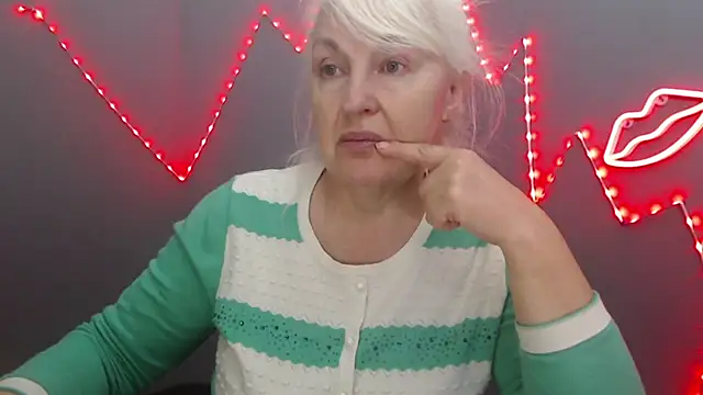 BlondyLeeBest online show from March 13, 7:31 pm