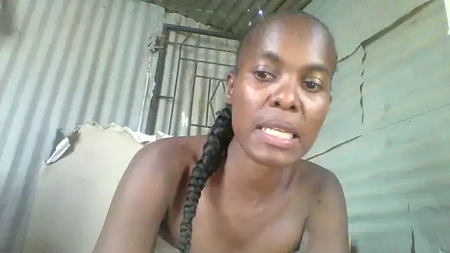 Snapshot of hairybushpussyxx1 chatting on January 4, 12:38 pm hairybushpussyxx1 online show from January 4, 12:38 pm