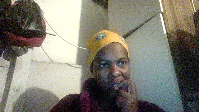 Snapshot of hairybushpussyxx1 chatting on November 6, 1:39 am hairybushpussyxx1 online show from November 6, 1:39 am