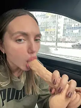 Snapshot of AngelinaMoore chatting on March 4, 11:08 am AngelinaMoore online show from March 4, 11:08 am