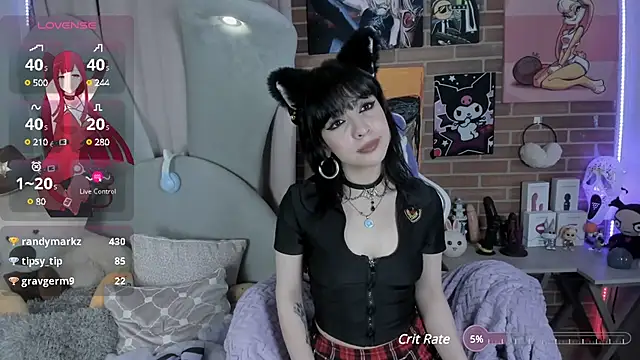 Snapshot of lolaaa_bunny1 chatting on February 23, 8:17 am lolaaa bunny1 online show from February 23, 8:17 am