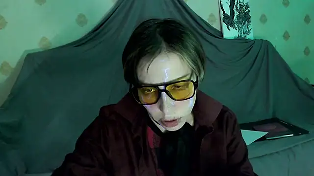 Raziel haze online show from November 23, 7:35 pm