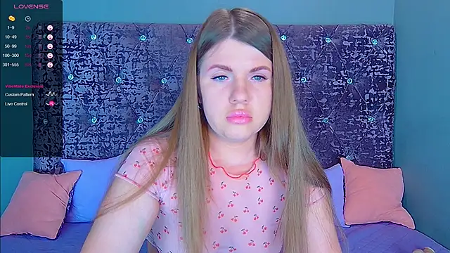 Snapshot of NoraBigAss chatting on March 21, 5:54 am NoraBigAss online show from March 21, 5:54 am