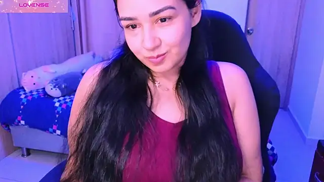 Snapshot of _anastasia chatting on June 15, 6:43 pm anastasia online show from June 15, 6:43 pm