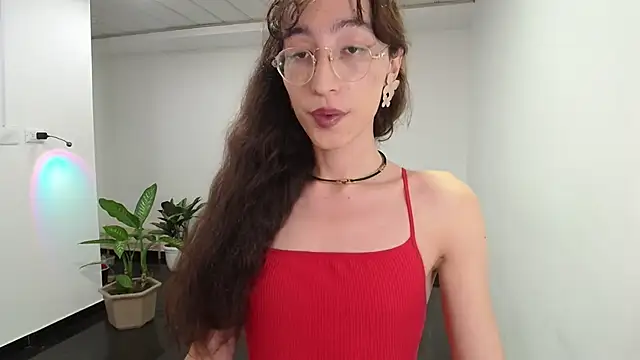 Snapshot of NicoleCortez chatting on December 5, 2:42 am NicoleCortez online show from December 5, 2:42 am