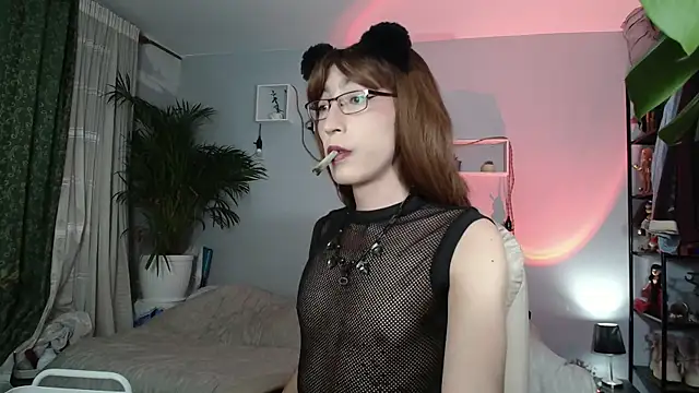 Snapshot of NicoleCortez chatting on October 3, 1:35 am NicoleCortez online show from October 3, 1:35 am