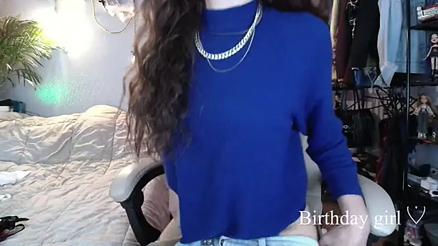 Snapshot of NicoleCortez chatting on December 1, 10:37 pm NicoleCortez online show from December 1, 10:37 pm