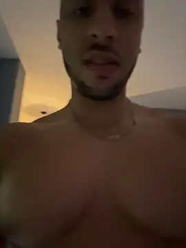 pimentfort77 online show from November 29, 2:42 pm