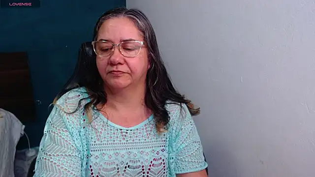 scaelettdubois online show from June 7, 3:32 am