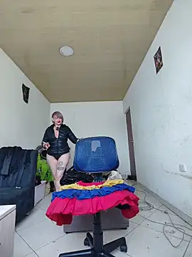 Snapshot of sexymarilyncolombia chatting on May 23, 2:32 pm sexymarilyncolombia online show from May 23, 2:32 pm