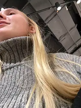 MariaTull online show from December 14, 3:47 pm