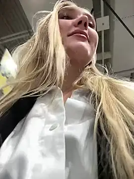 MariaTull online show from March 1, 2:44 pm