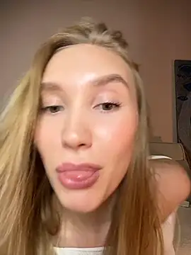 MariaTull online show from November 7, 2:50 pm