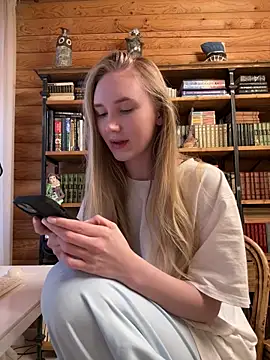 MariaTull online show from March 15, 2:12 pm