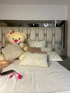 Snapshot of ALISSON_FOXXX1 chatting on December 21, 8:00 pm ALISSON FOXXX1 online show from December 21, 8:00 pm