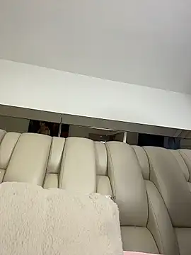 ALISSON FOXXX1 online show from February 18, 10:50 pm