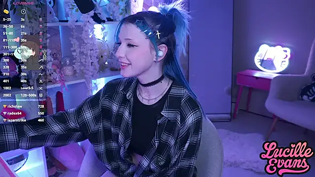 Snapshot of lucille_evans chatting on March 21, 3:12 am lucille evans online show from March 21, 3:12 am