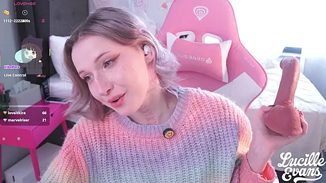 Snapshot of lucille_evans chatting on February 5, 10:20 am lucille evans online show from February 5, 10:20 am